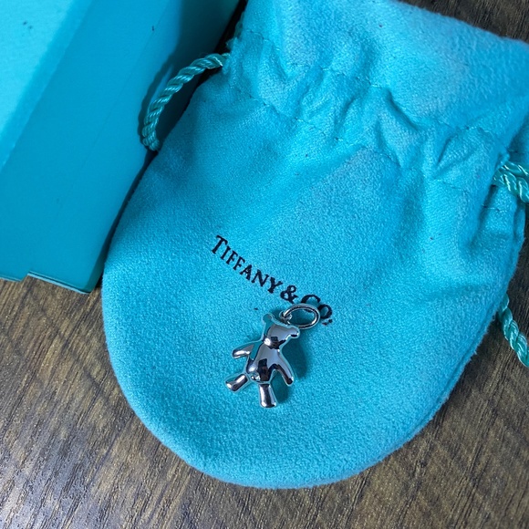 Tiffany & Co Teddy Ber Charm - Picture 9 of 9